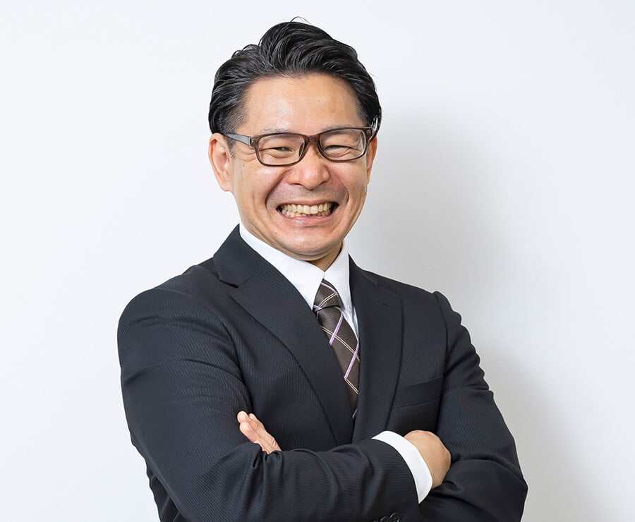 登壇者 株式会社Rodina 私費事業部 部長 古賀信彦